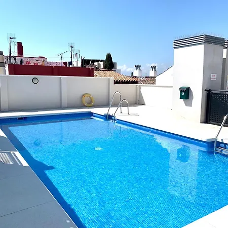 Homely Refino 1-i6 Y Bajo E5 * Málaga