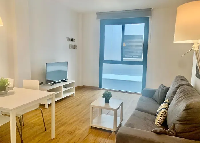 Homely Refino 1-i6 Y Bajo E5 Lejlighed